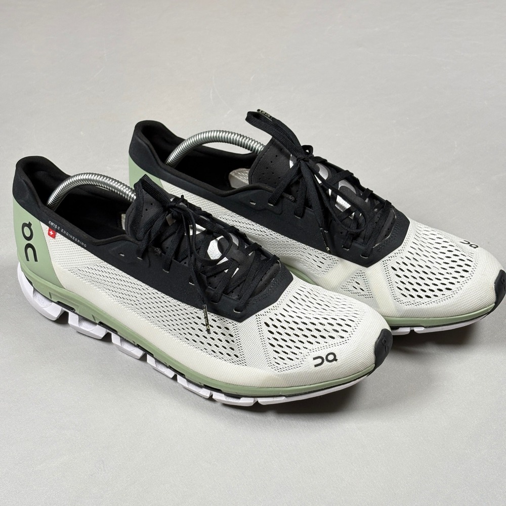 On Running Cloudboom White Black Sage Carbon Speedboard Race Men's NWOB Size 11